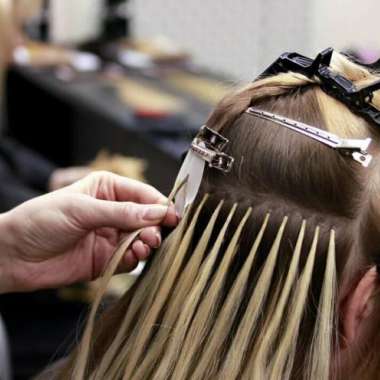 Наращивание волос по капсульной технологии