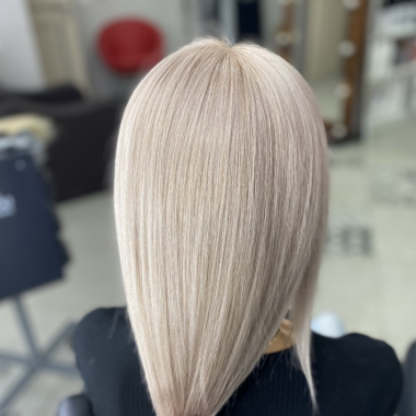 Окрашивание волос в блонд